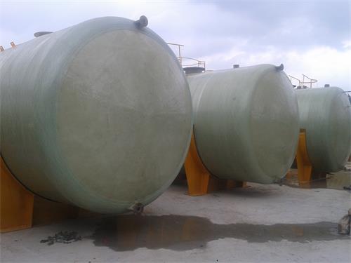 高效耐用玻璃鋼儲罐，大型立式大容量存儲罐廠家